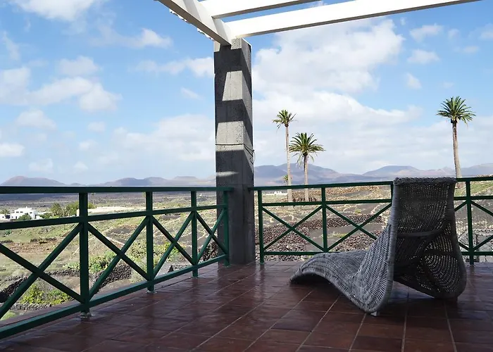 Vista Timanfaya Villa *