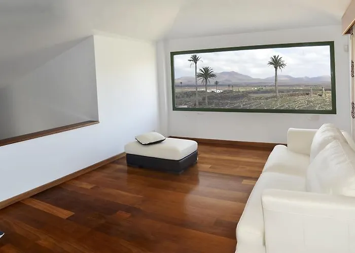 Vista Timanfaya Villa Yaiza