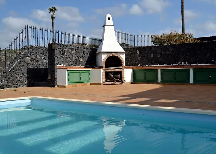 Vista Timanfaya Villa *